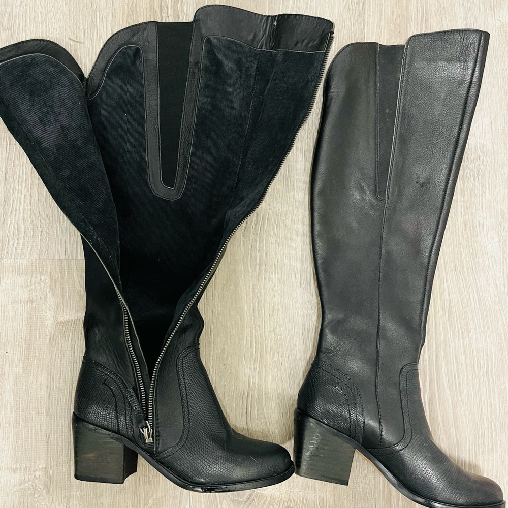 Black leather, lined  high boots, like new